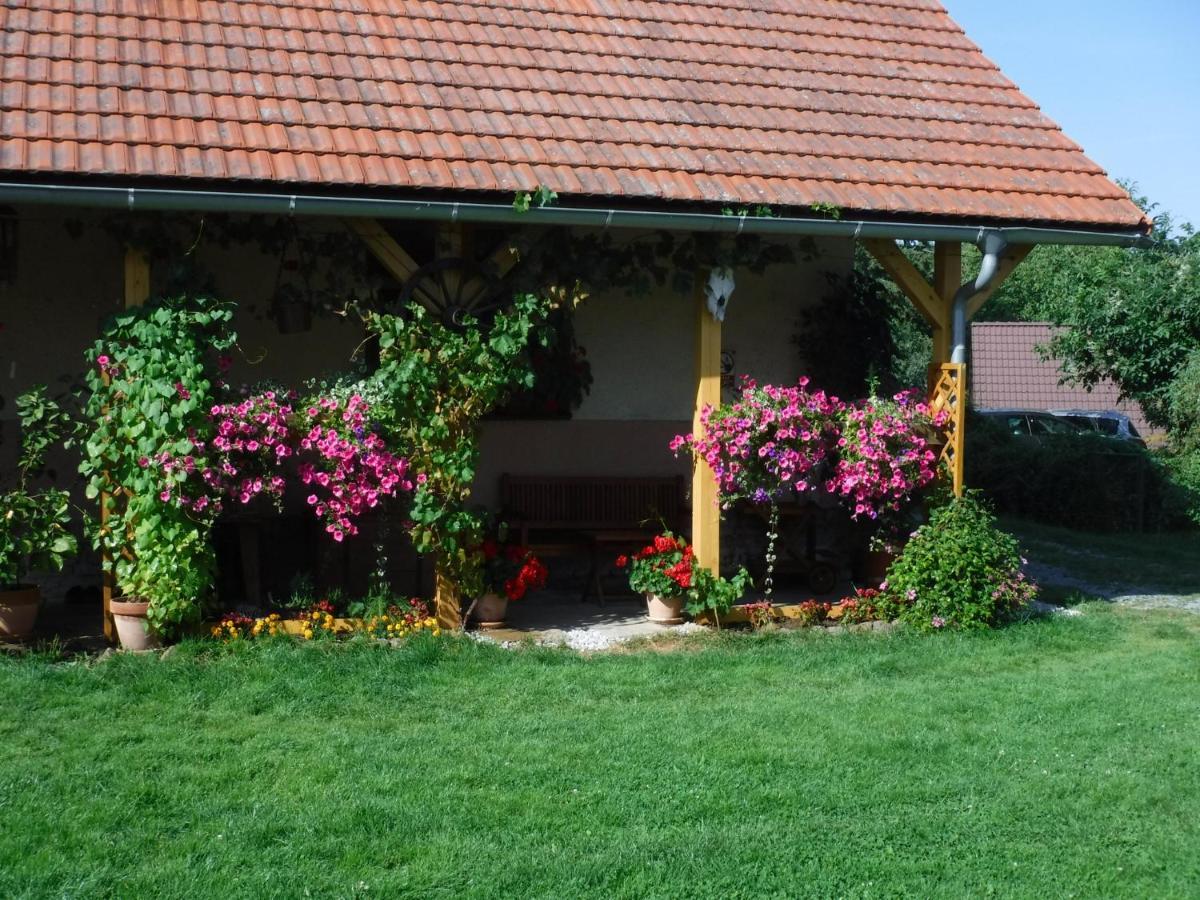 Farma Zahradnice Olbramovice  Екстер'єр фото